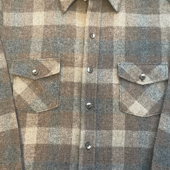 Woolrich Men’s Wool Flannel - Picture 3 of 16